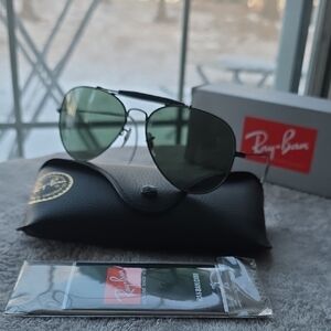 Ray-Ban Black Aviator Outdoorsman Sunglasses 58-14